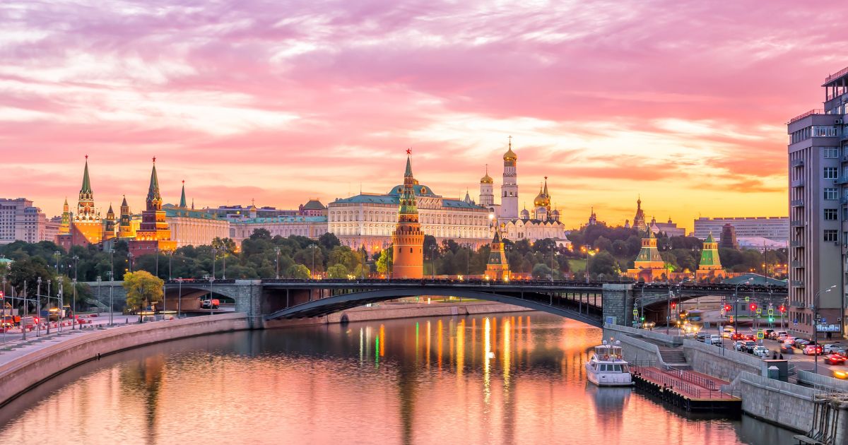 俄羅斯旅遊景點之一就是首都莫斯科，在莫斯科除了可以感受到都市繁華美景之外，還能夠了解俄羅斯的文化與歷史。